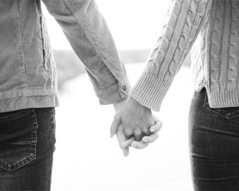 physical-touch-in-relationships