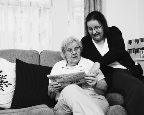 womens-caregiver-burnout