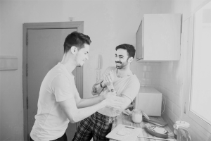 How to Navigate the Mental Load in Relationships Between Partners and Friends