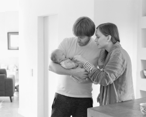 strengthen-your-marriage-after-childbirth